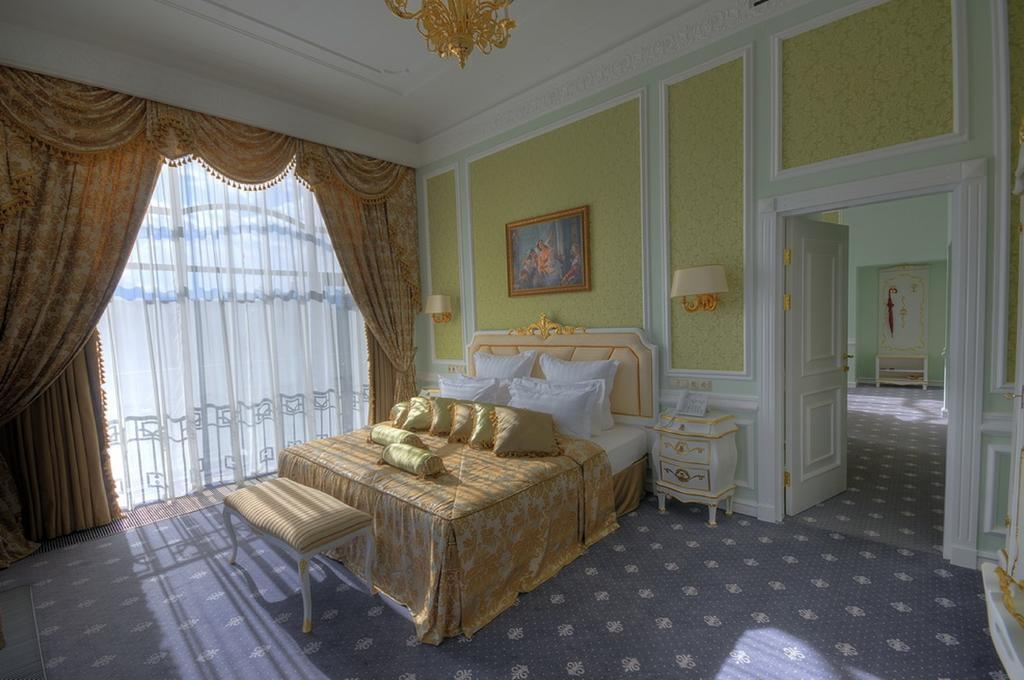 Aleksandrovski Grand Hotel Vladikavkaz Phòng bức ảnh